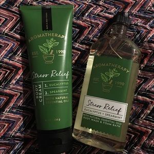 SOLD Bath & Body Works Aromatherapy Stress Relief